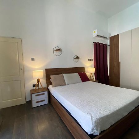 Blue Waters Town House Apartment Tarxien Exterior foto